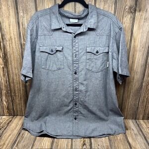 Columbia Sportswear Short Sleeve Button Up Shirt Men's XL Gray Casual